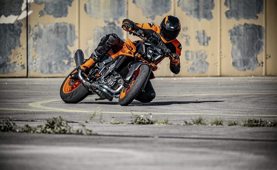 KTM 990 Duke Bild 2: KTM 990 Duke
