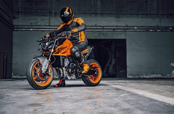 KTM 990 Duke 2025 - Bild 9 KTM 990 Duke 2025 - Bild 9