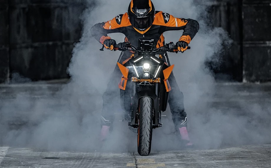 KTM 990 Duke Bild 9: KTM 990 Duke