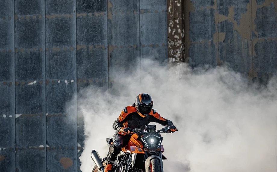 KTM 990 Duke Bild 15: KTM 990 Duke