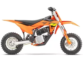 KTM SX-E 3 KTM SX-E 3
