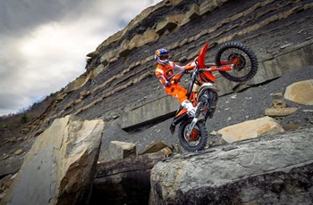 KTM 300 EXC HARDENDURO 2025 - Bild 8 KTM 300 EXC HARDENDURO 2025 - Bild 8