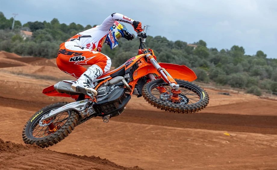 KTM 250 SX-F Adamo Bild 2: KTM 250 SX-F Adamo