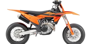 KTM 125 SX 2017 vs KTM 450 SMR 2025 KTM 125 SX 2017 vs KTM 450 SMR 2025