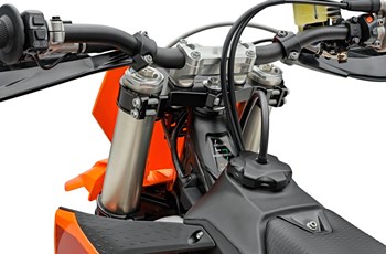 KTM 450 SMR 2025 - Bild 6 KTM 450 SMR 2025 - Bild 6