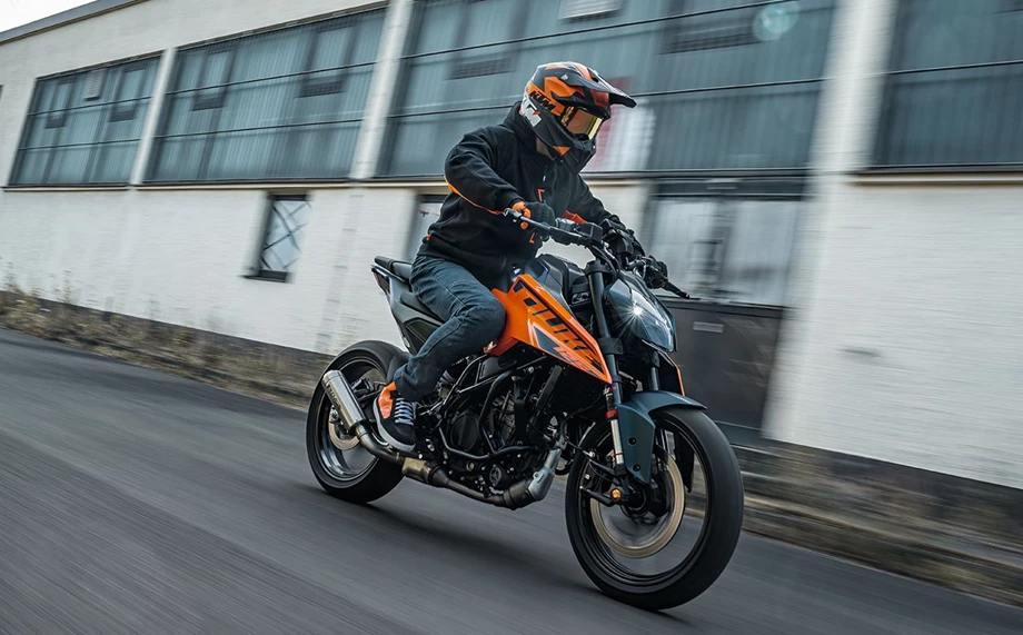 KTM 125 Duke Bild 5: KTM 125 Duke