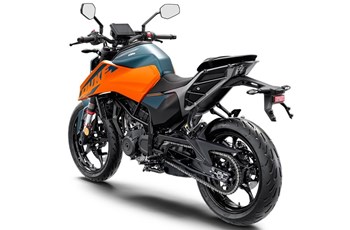 KTM 125 Duke 2025 - Bild 3 KTM 125 Duke 2025 - Bild 3