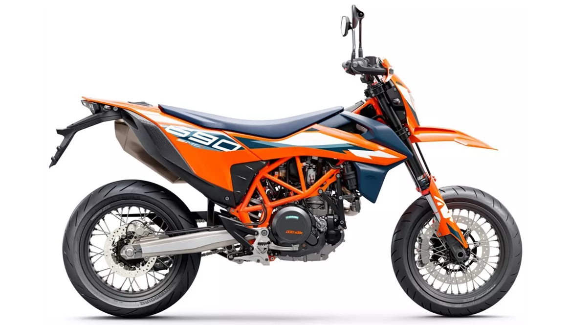 KTM 690 SMC R 2025 KTM 690 SMC R 2025