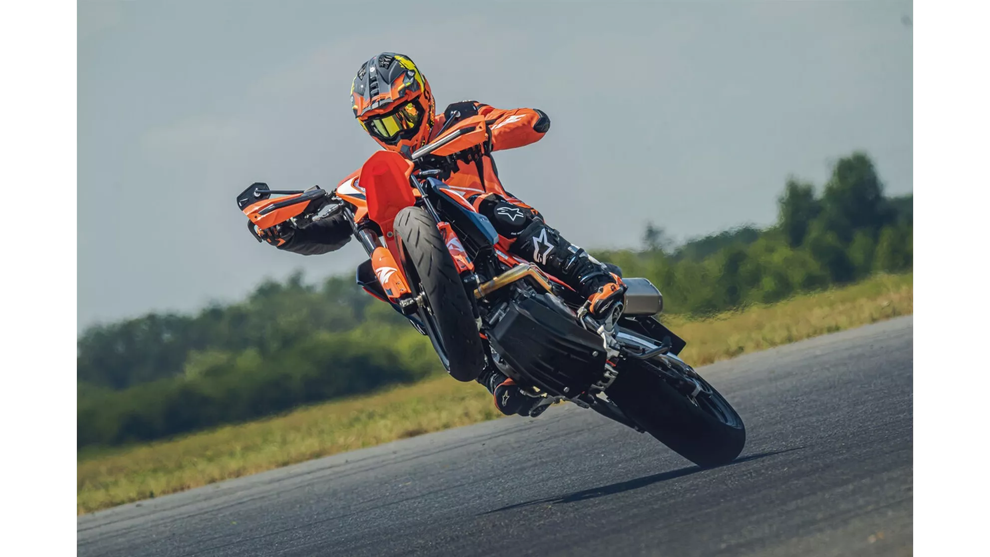 KTM 690 SMC R - Bild 1 KTM 690 SMC R - Bild 1