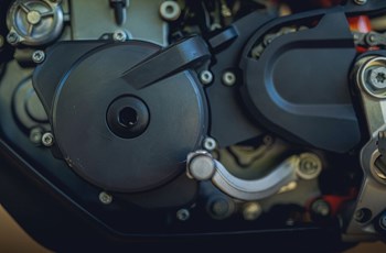 KTM 690 SMC R 2025 - Bild 9