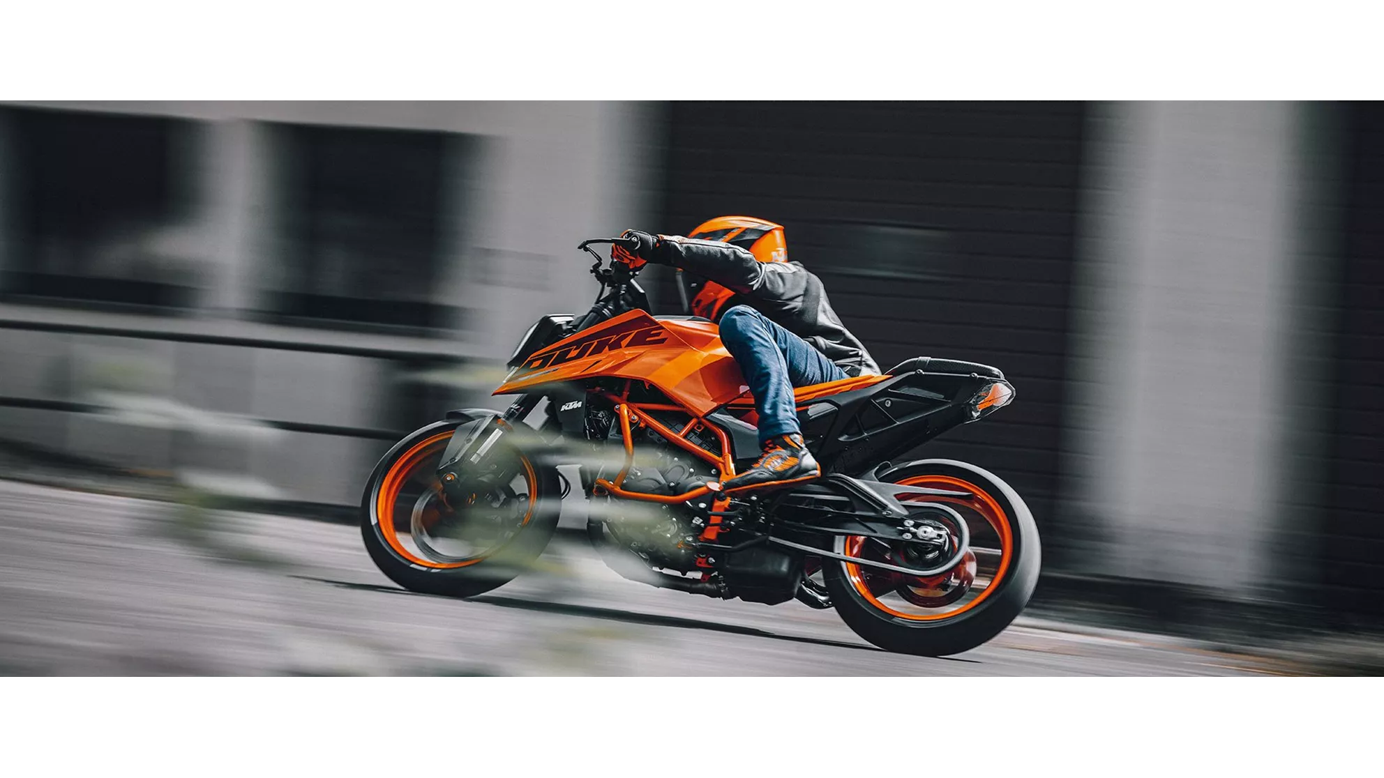 KTM 390 Duke - Image 3 KTM 390 Duke - Image 3