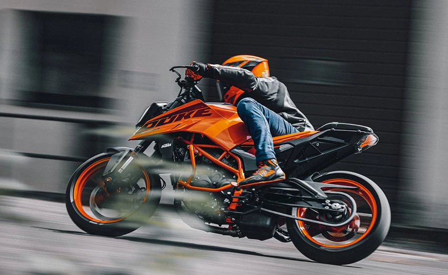 KTM 390 Duke Bild 5: KTM 390 Duke