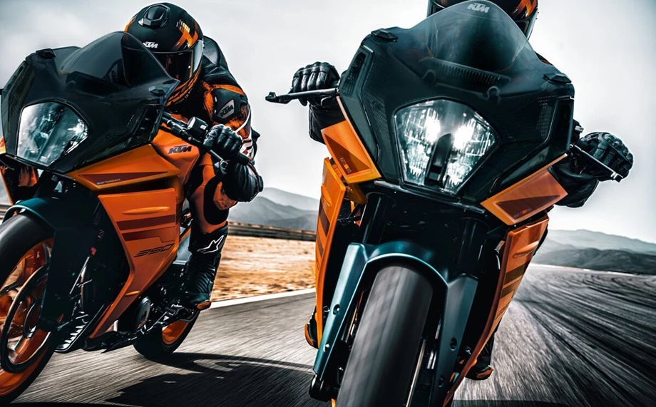 KTM RC 390 Bild 8: KTM RC 390