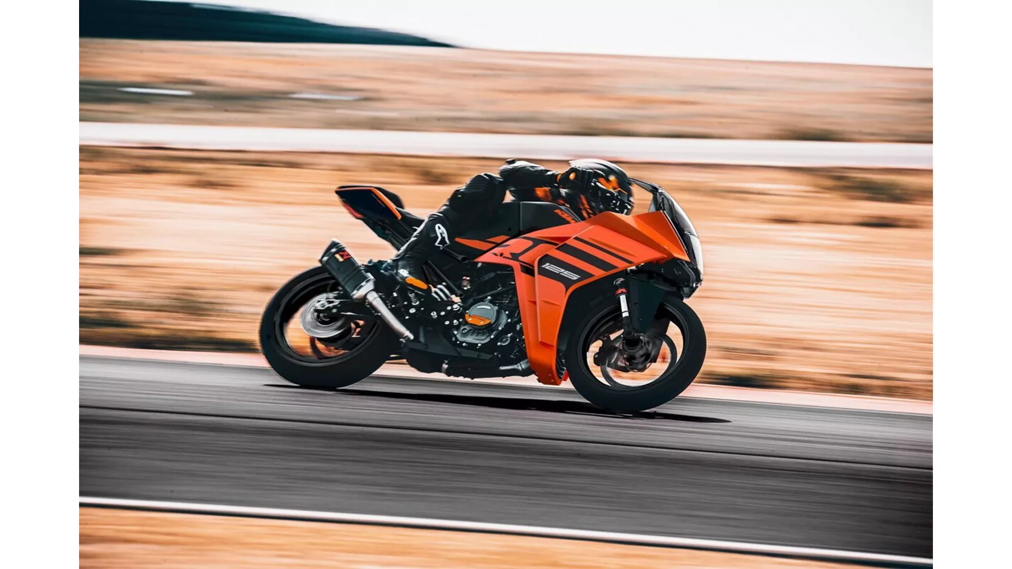 KTM RC 125 - Image 3 KTM RC 125 - Image 3