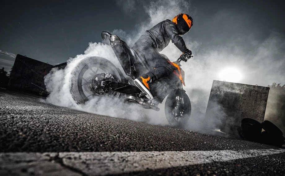KTM 790 Duke Bild 2: KTM 790 Duke