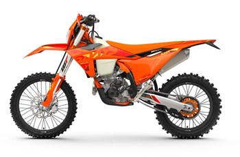 KTM 350 EXC-F SIX DAYS 2025 - Bild 4