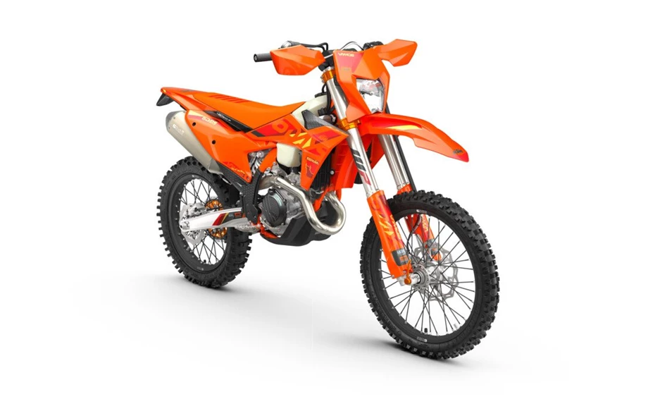 KTM 450 EXC-F SIX DAYS Bild 3: KTM 450 EXC-F SIX DAYS