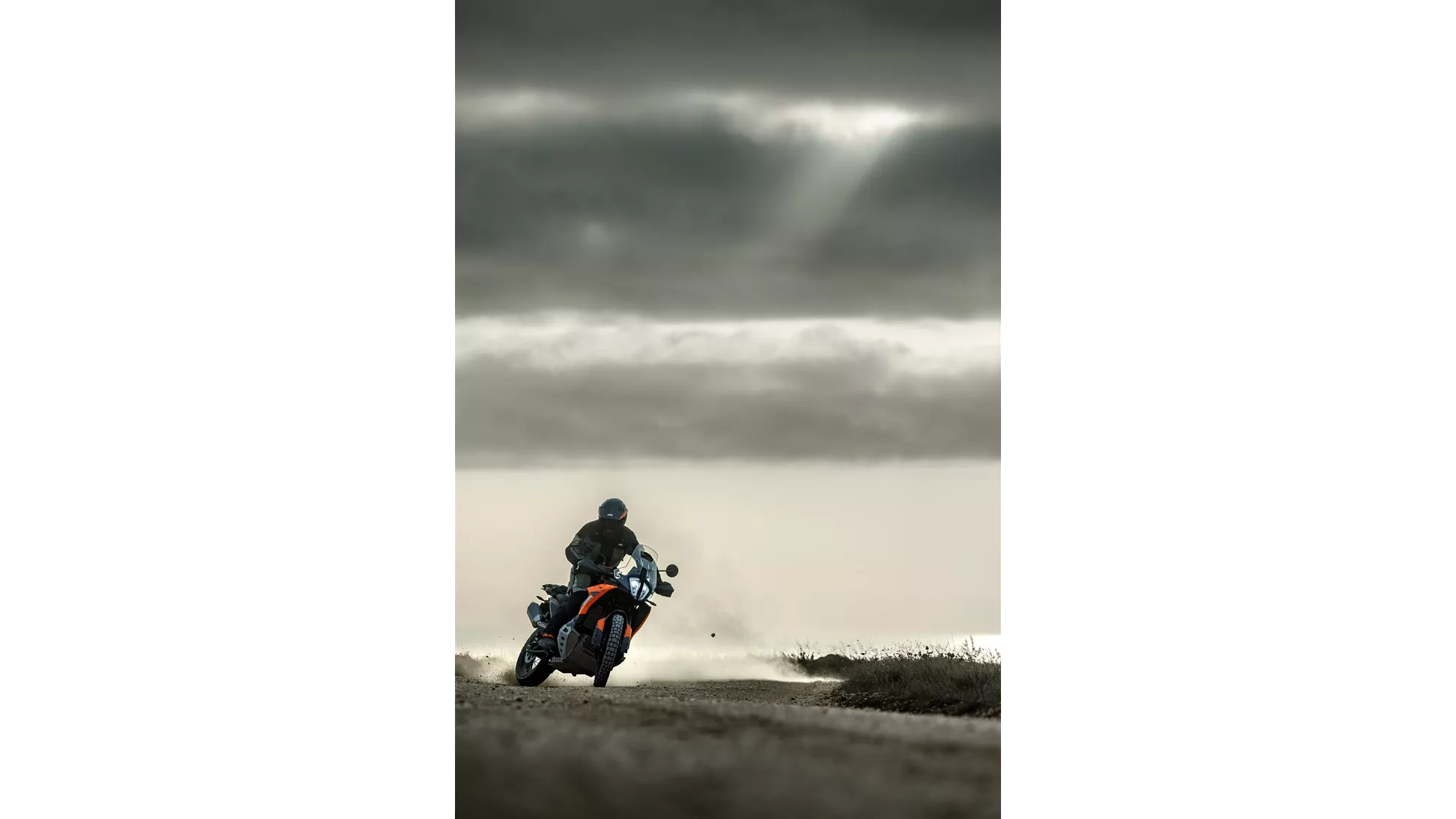 KTM 790 Adventure - Image 12 KTM 790 Adventure - Image 12