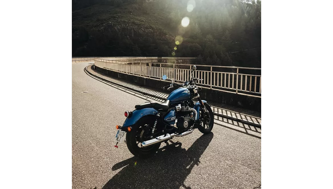 Royal Enfield Super Meteor 650 2025 Royal Enfield Super Meteor 650 2025