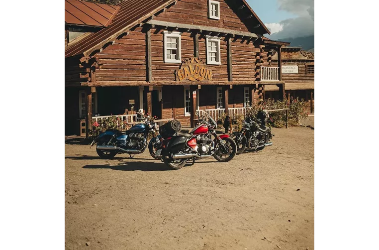 Royal Enfield Super Meteor 650 2025 Royal Enfield Super Meteor 650 2025