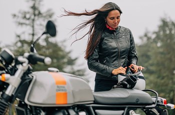 Royal Enfield Continental GT 650 2025 - Bild 51