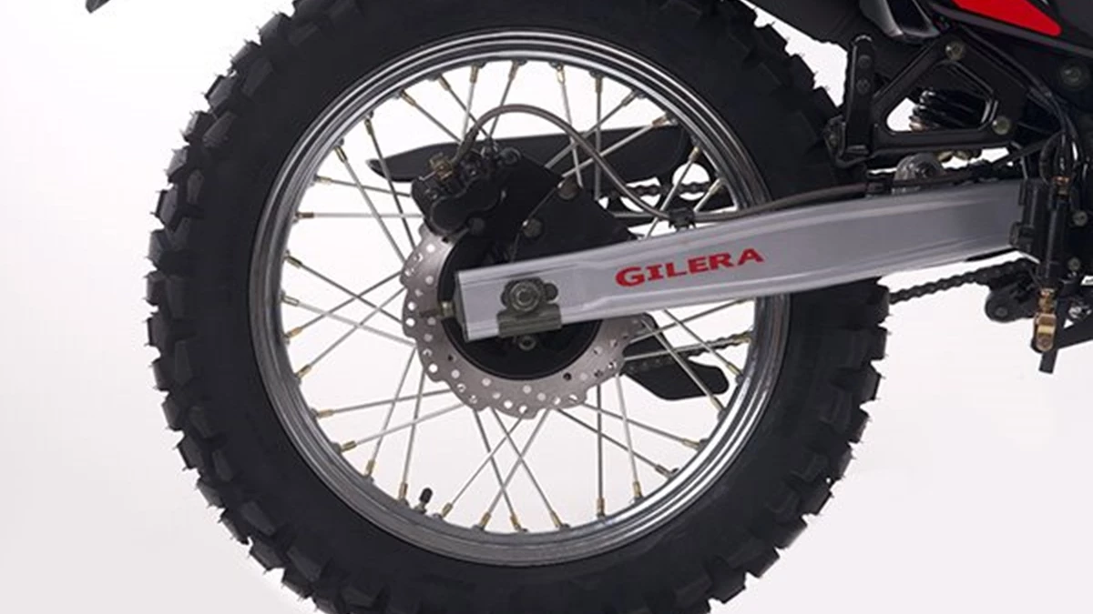 Gilera SMX 200 Bild 13: Gilera SMX 200