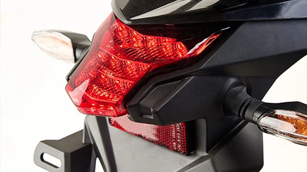 Gilera SMX 250 ADV Bild 12: Gilera SMX 250 ADV