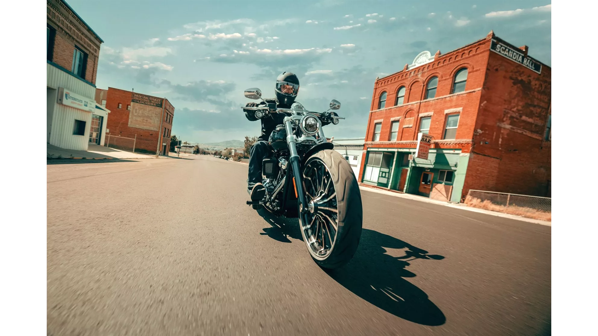 Harley-Davidson Softail Breakout 117 - Image 12 Harley-Davidson Softail Breakout 117 - Image 12