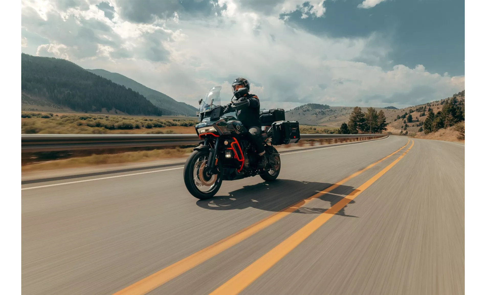 Harley-Davidson CVO Pan America 2025 Harley-Davidson CVO Pan America 2025