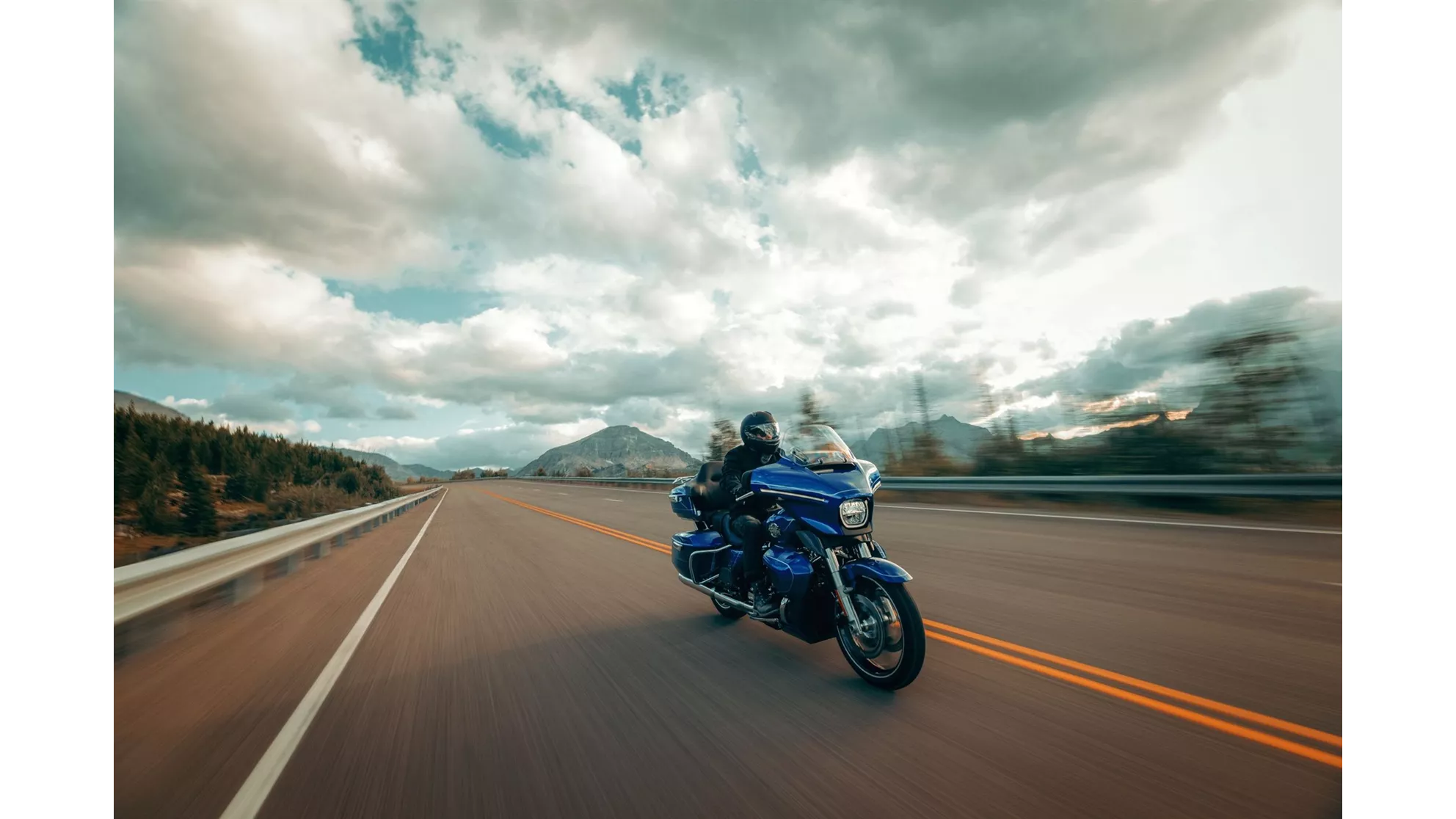 Harley-Davidson Street Glide Ultra - Image 1 Harley-Davidson Street Glide Ultra - Image 1
