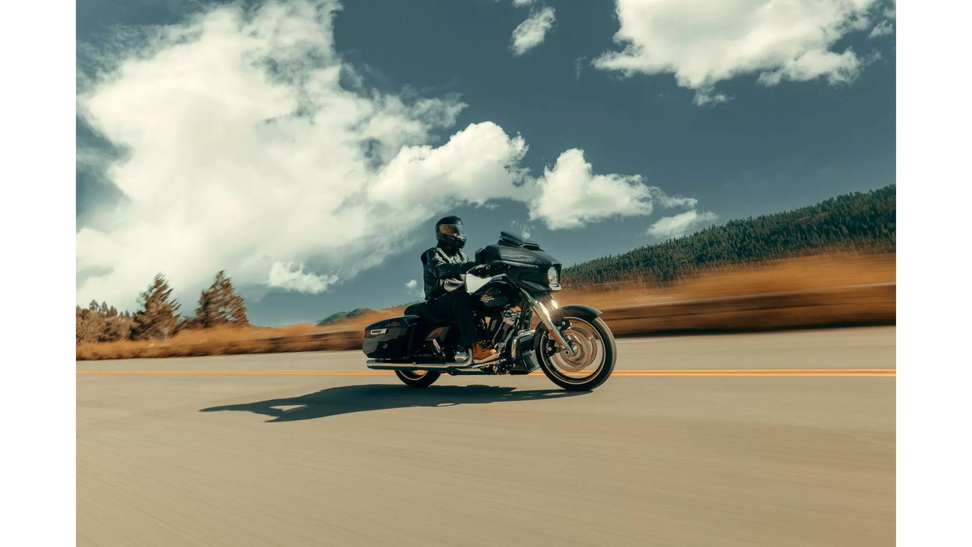 Harley-Davidson Street Glide FLHX - Image 1 Harley-Davidson Street Glide FLHX - Image 1