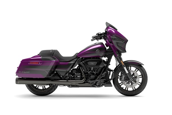 Harley-Davidson CVO Street Glide FLHXSE 