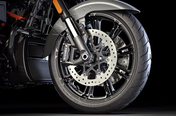 Harley-Davidson CVO Street Glide FLHXSE 2025 - Bild 15 Harley-Davidson CVO Street Glide FLHXSE 2025 - Bild 15