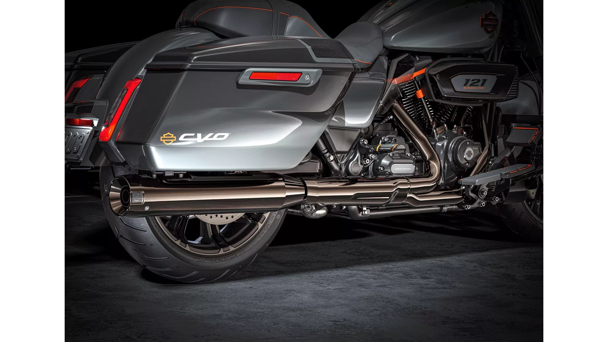 Harley-Davidson CVO Street Glide FLHXSE - Image 15 Harley-Davidson CVO Street Glide FLHXSE - Image 15