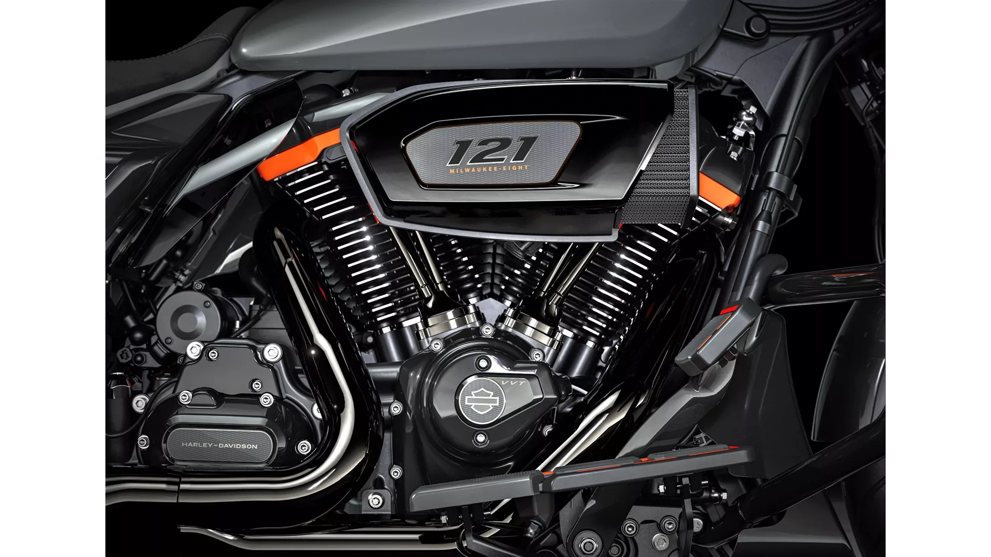 Harley-Davidson CVO Street Glide FLHXSE - Image 16 Harley-Davidson CVO Street Glide FLHXSE - Image 16