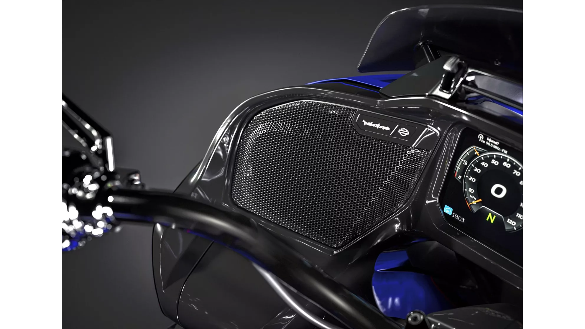 Harley-Davidson CVO Road Glide FLTRXSE - Image 16 Harley-Davidson CVO Road Glide FLTRXSE - Image 16