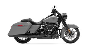 Harley-Davidson Touring Road King Special FLHRXS 2023 vs Harley-Davidson Touring Road King Special FLHRXS 2025