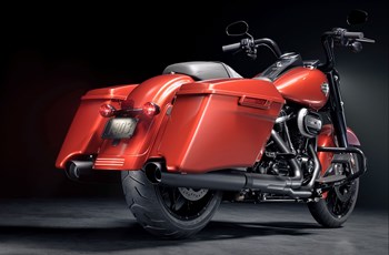 Harley-Davidson Touring Road King Special FLHRXS 2025 - Bild 10