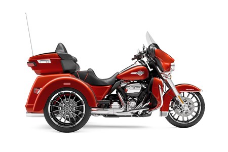 Harley-Davidson Tri Glide Ultra FLHTCUTG 2025