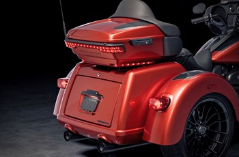 Harley-Davidson Tri Glide Ultra FLHTCUTG 2025 - Bild 16