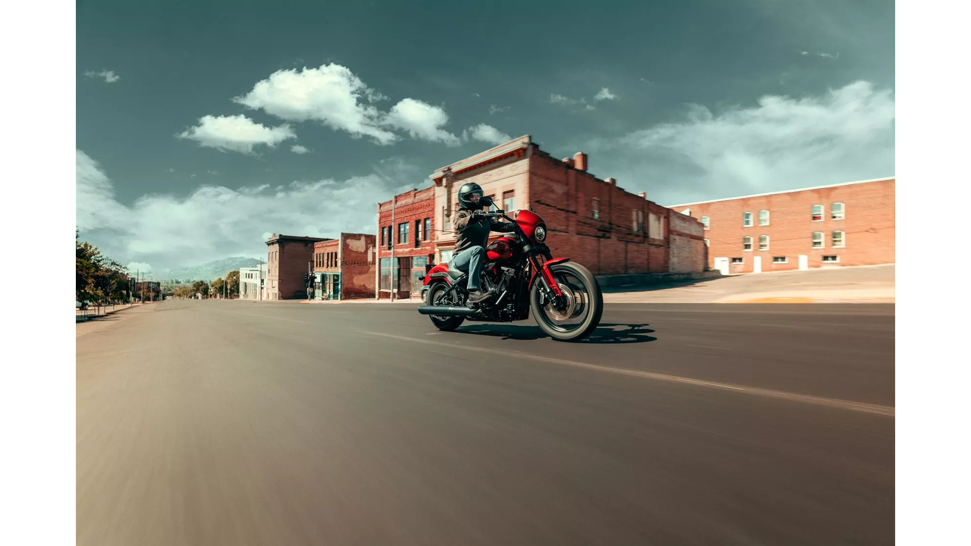 Harley-Davidson Softail Low Rider S FXLRS - Image 1 Harley-Davidson Softail Low Rider S FXLRS - Image 1