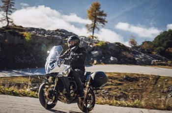 CFMOTO 650MT 2025 - Bild 4