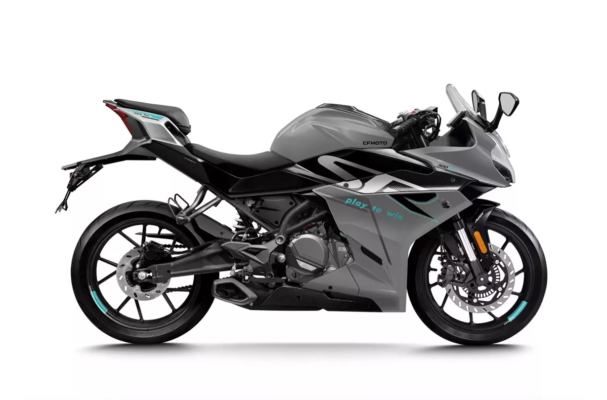 CFMOTO 300SR CFMOTO 300SR