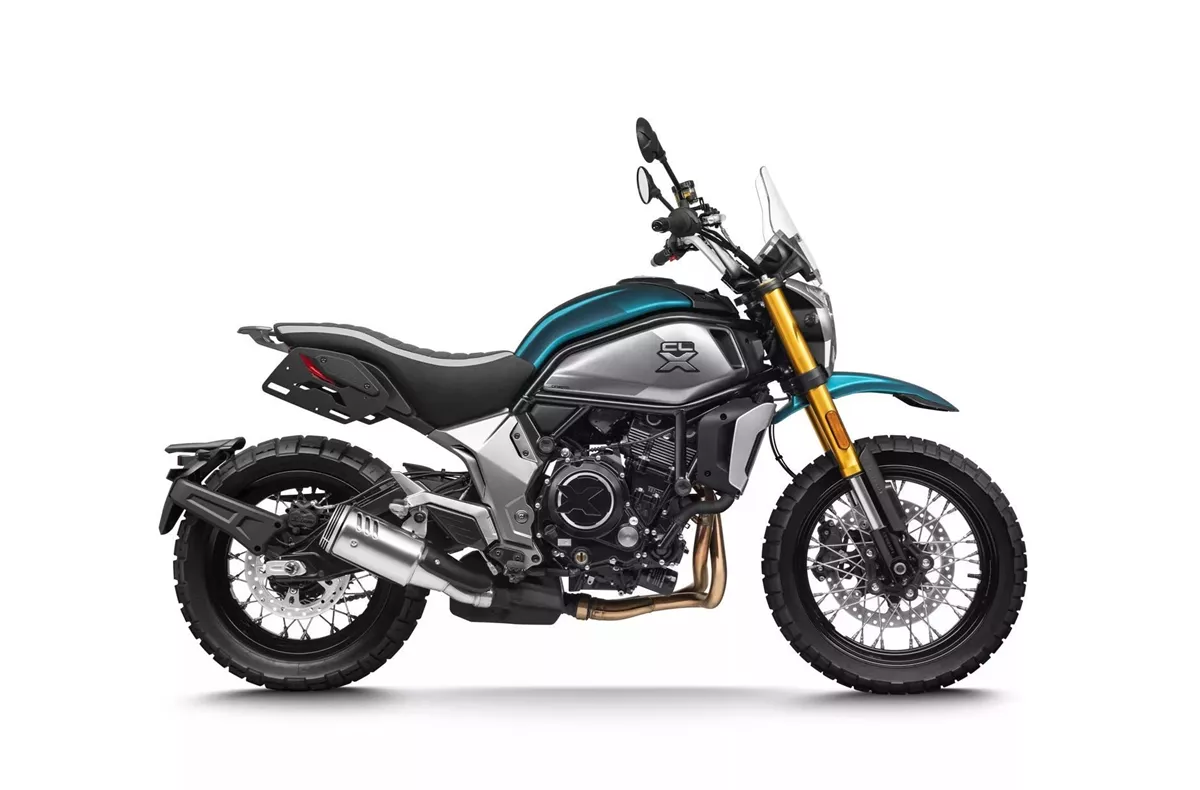 CFMOTO 700CL-X Adventure CFMOTO 700CL-X Adventure