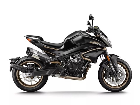 CFMOTO 800NK Sport 