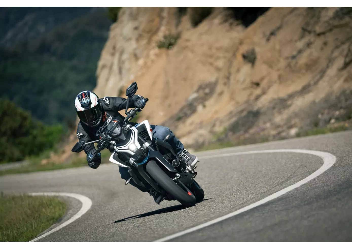 CFMOTO 450NK 2025 CFMOTO 450NK 2025