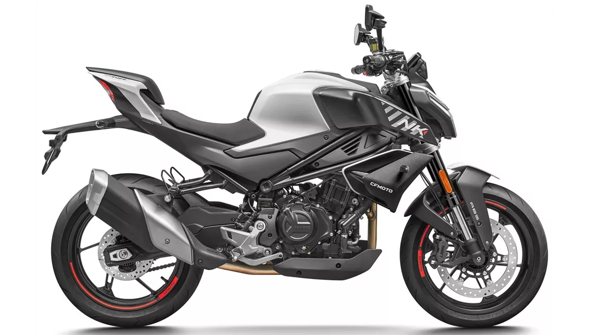 CFMOTO 450NK 2025 CFMOTO 450NK 2025