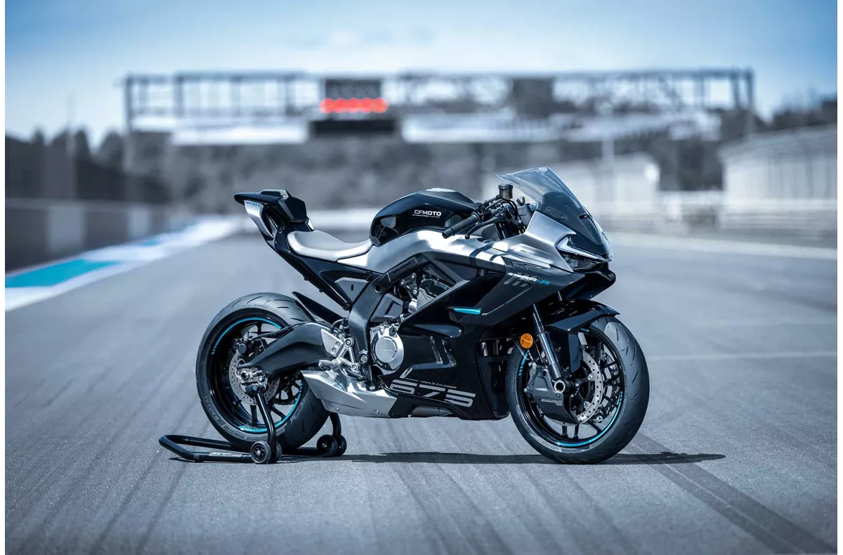 CFMOTO 675SR-R CFMOTO 675SR-R