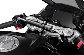 CFMOTO 675SR-R 2025 - Bild 9 CFMOTO 675SR-R 2025 - Bild 9