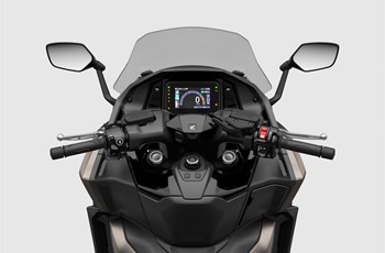 Honda Forza 750 2025 - Bild 13 Honda Forza 750 2025 - Bild 13